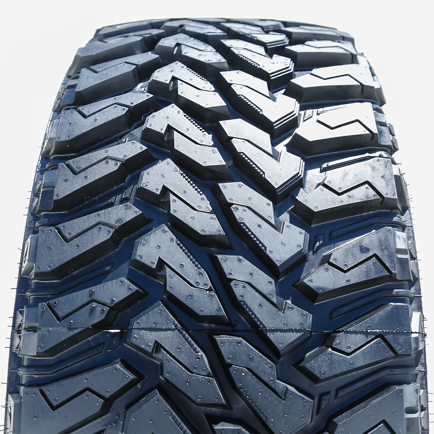 Tire Venom Power Terra Hunter M/T LT 33X12.50R20 Load E 10 Ply MT Mud - Picture 3 of 10
